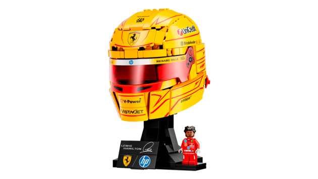 Конструкторы LEGO Editions 43022 Scuderia Ferrari HP: Шлем Льюиса Хэмилтона, фото большое