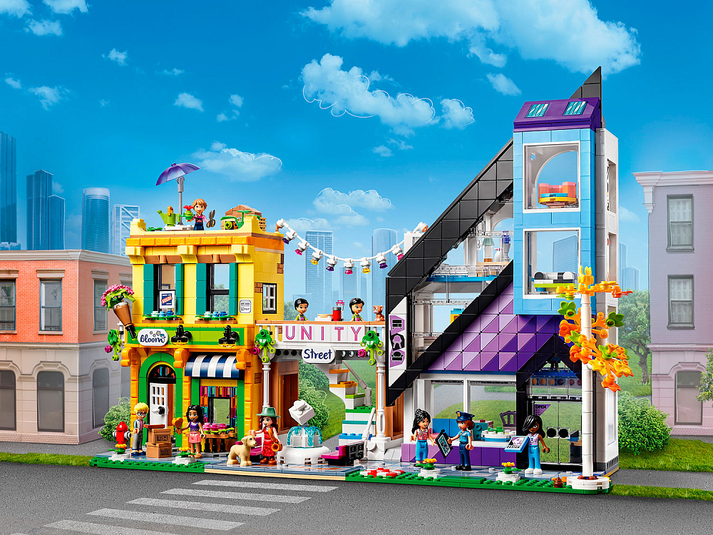 

Конструктор LEGO, Магазины цветов и дизайна в центре