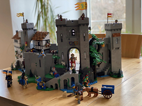 Конструктор LEGO Коллекционные наборы (Эксклюзив) 10305 Замок Рыцарей ...