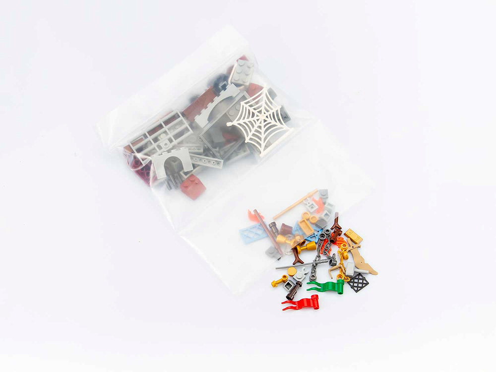 

Набор кубиков и аксессуаров LEGO, Набор кубиков и аксессуаров «Средневековье: Башня с подвалом»